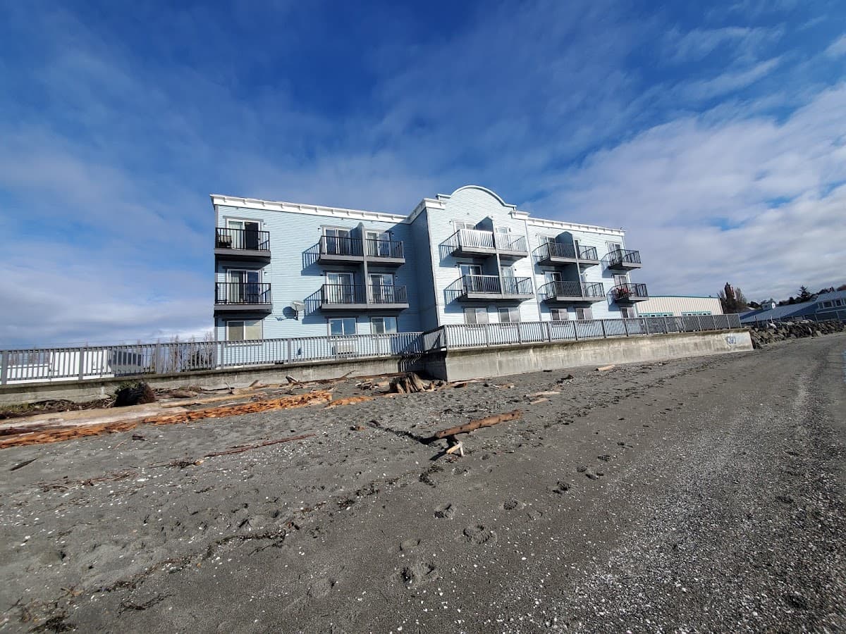 Water Front Inn