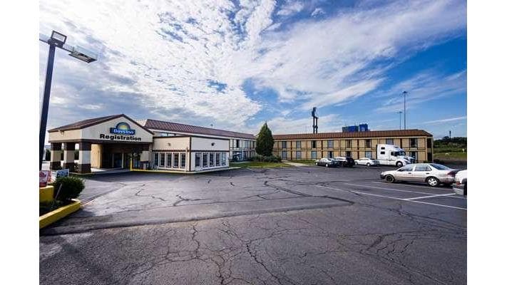 Days Inn by Wyndham Sharonville