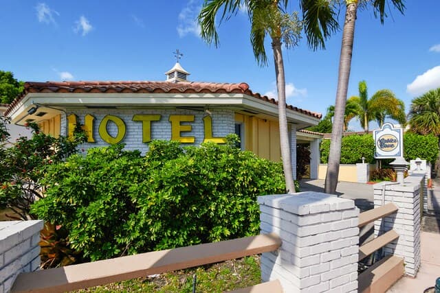 Gables Cove Hotel