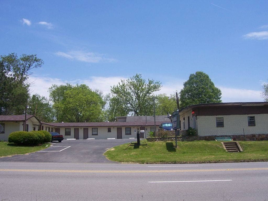 Bama Motel. OUT OF BUSINESS