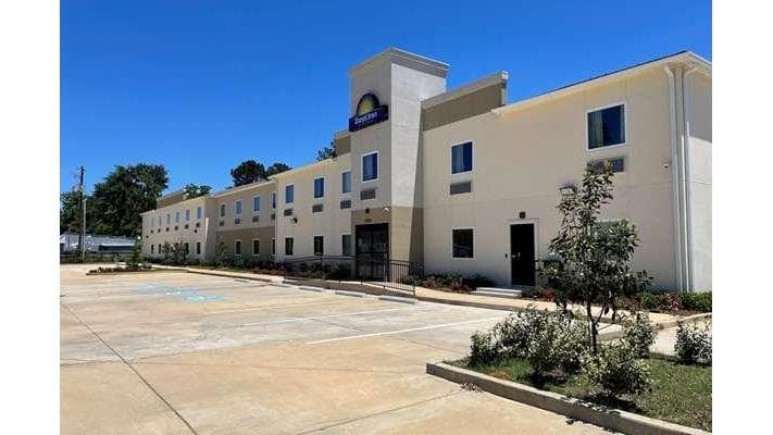 Days Inn by Wyndham Zachary LA