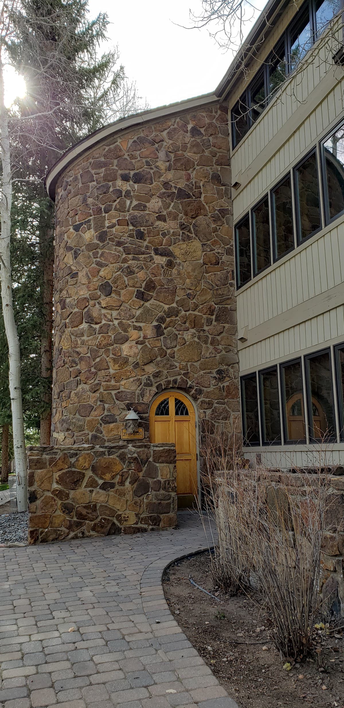 Chateaux DuMont