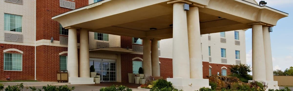 Holiday Inn Express & Suites Levelland by IHG