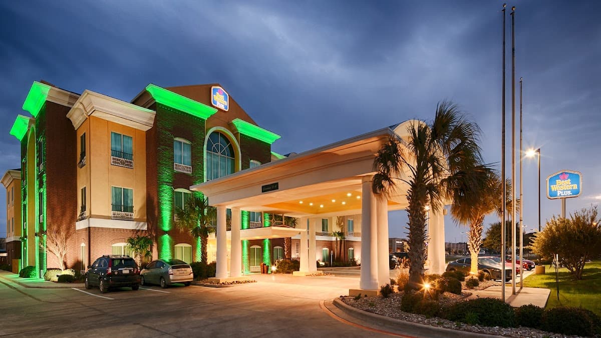 Woodway Waco South Inn & Suites