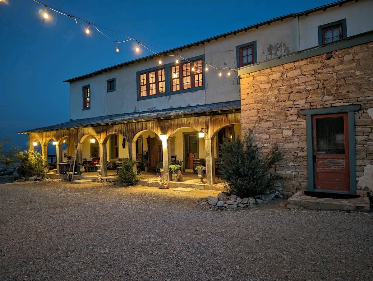 Big Bend Holiday Hotel