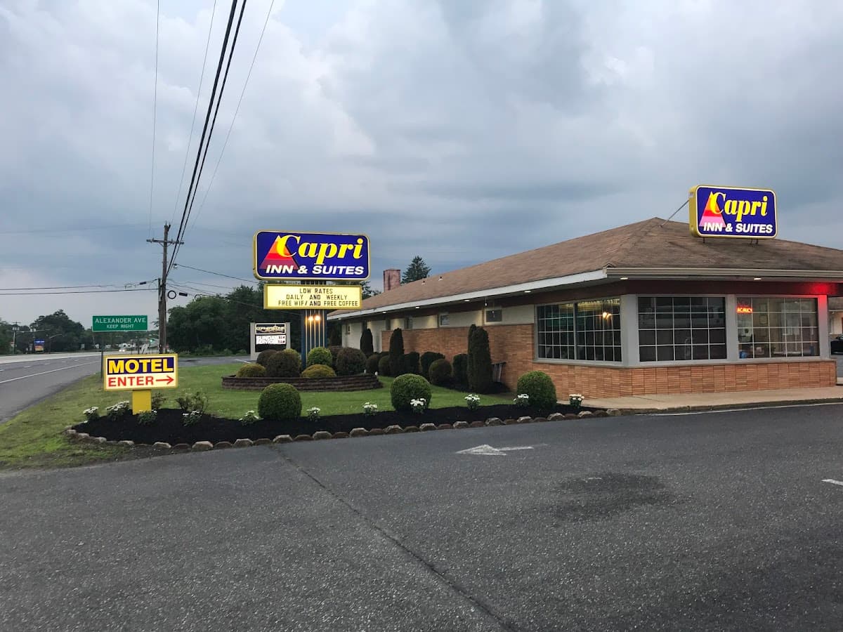 Capri Inn and Suites