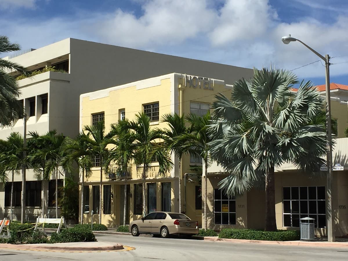 Ponce De Leon Hotel