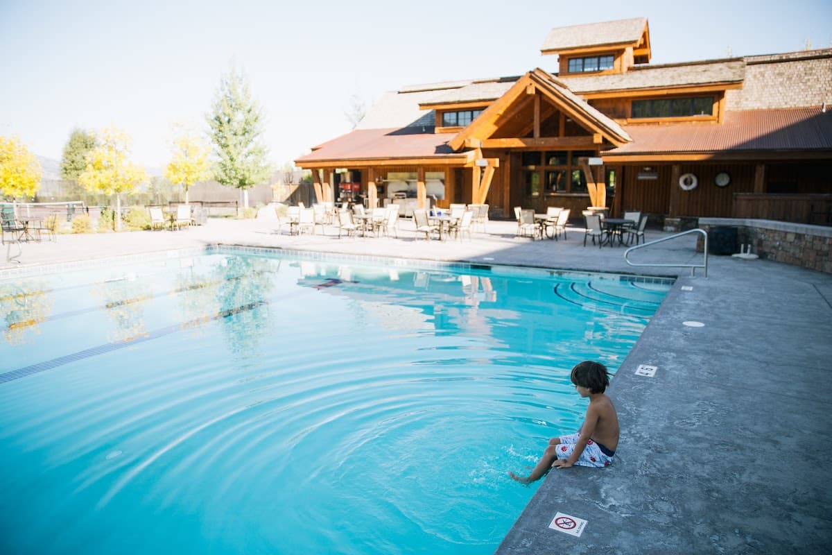 The Lodge Bronze Buffalo Ranch