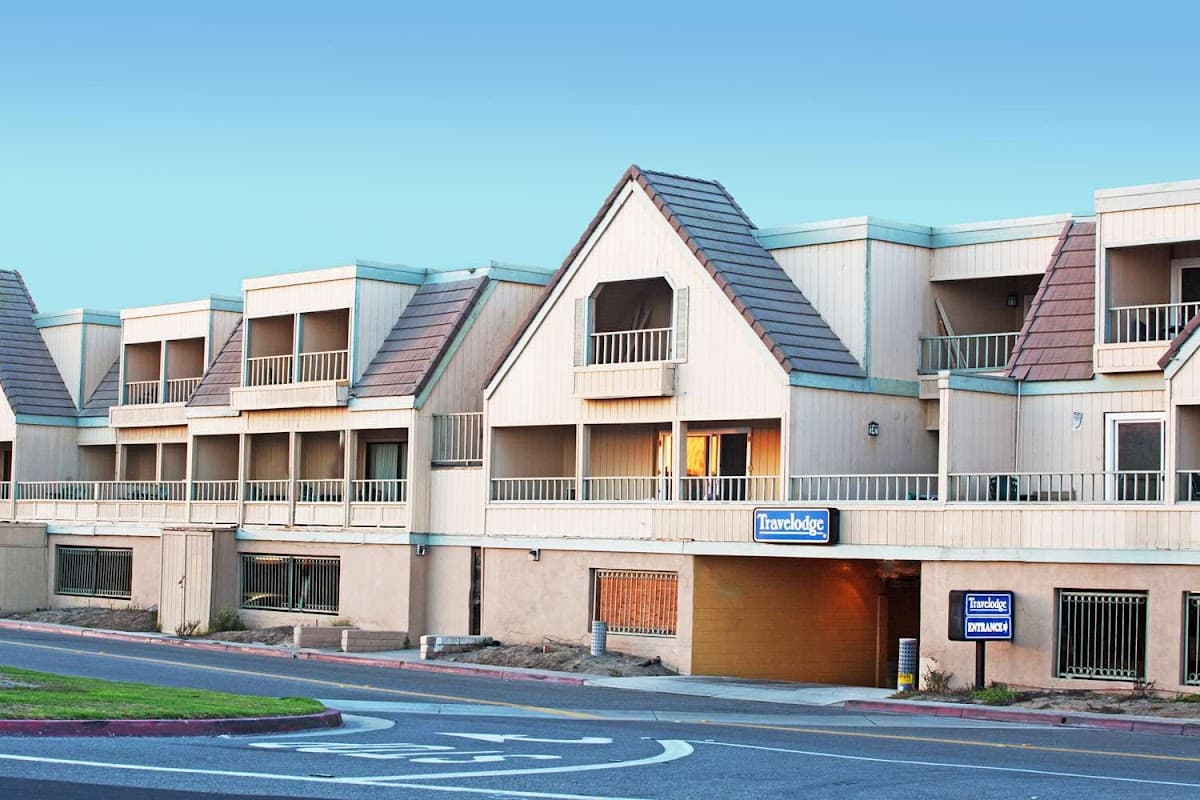 Travelodge by Wyndham Sunset Beach Oceanfront