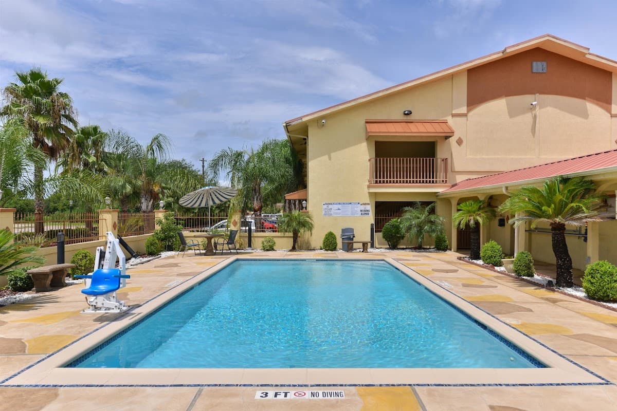 Americas Best Value Inn & Suites Alvin Houston