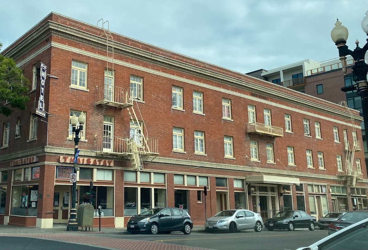 Metropolitan Hotel