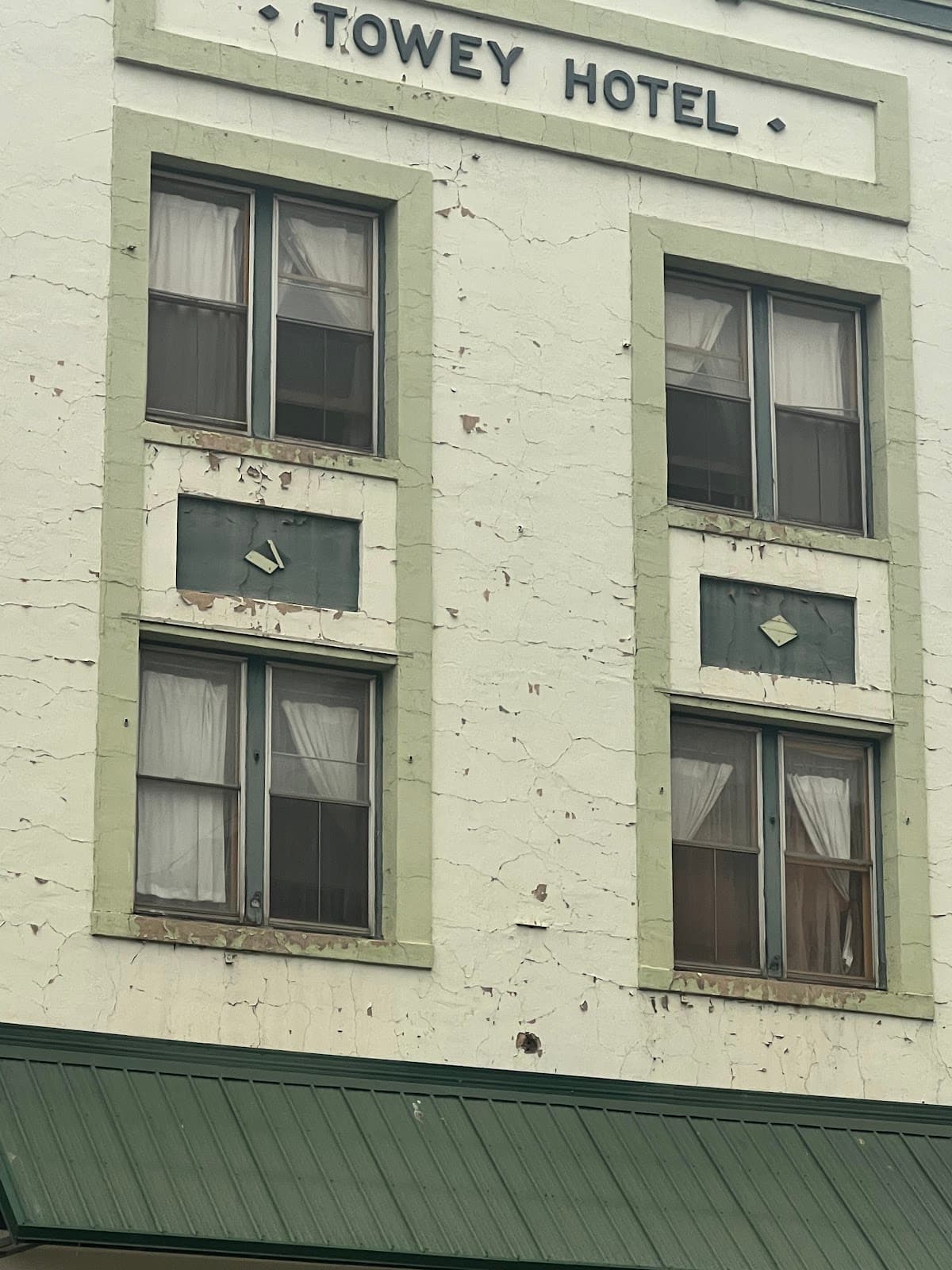 Towey Hotel