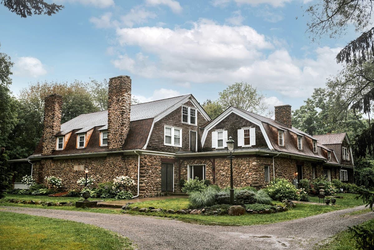 The Hillcrest Estate